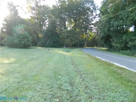 26 11 Riverview Dr # A, Heathsville, VA 22473