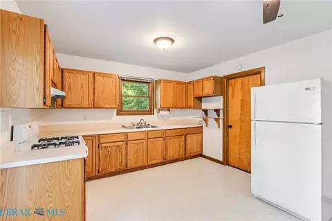 Kitchen - 6382 Holly Trl, Gloucester, VA 23061 photo 2 of 4