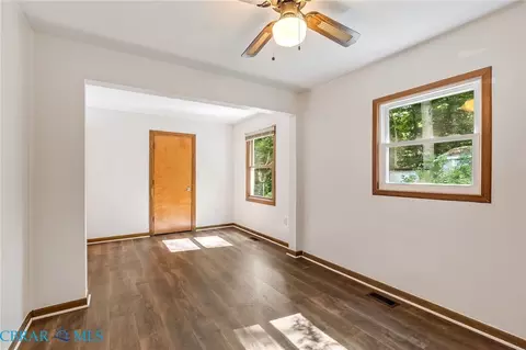 Living - 6382 Holly Trl, Gloucester, VA 23061 photo 8 of 8