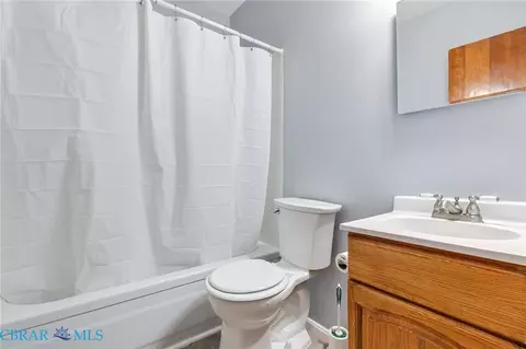 Bath - 6382 Holly Trl, Gloucester, VA 23061 photo 1 of 2