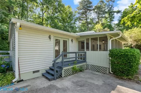 Exterior - 6382 Holly Trl, Gloucester, VA 23061 photo 5 of 8
