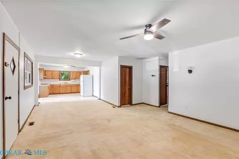 Living - 6382 Holly Trl, Gloucester, VA 23061 photo 4 of 8
