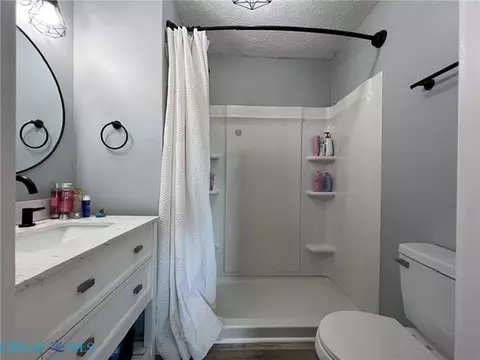 Bath - 1850 Dockside Dr, Hayes, VA 23072 photo 1 of 2