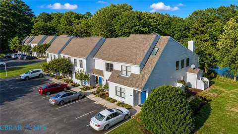 View/Area - 1850 Dockside Dr, Hayes, VA 23072 photo 3 of 6