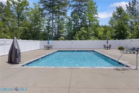 Exterior - 7400 Sinclair Way #2-A, Gloucester, VA 23061 photo 2 of 2