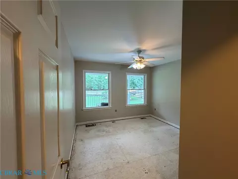 Bedroom - 10002 Buckskin Trl, Gloucester, VA 23061 photo 2 of 2