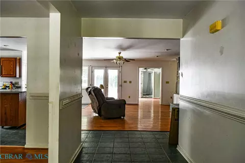 Entry Way - 10002 Buckskin Trl, Gloucester, VA 23061 photo 1 of 3