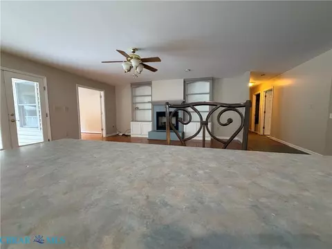 Living - 10002 Buckskin Trl, Gloucester, VA 23061 photo 9 of 9