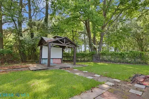 5102 Evelyn Ct, Hampton, VA 23605 photo 22