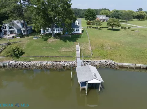 4594 Hermitage Ln, Gloucester, VA 23061 photo 8
