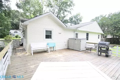 Exterior - 749 Johns Neck Rd, Weems, VA 22576 photo 9 of 15