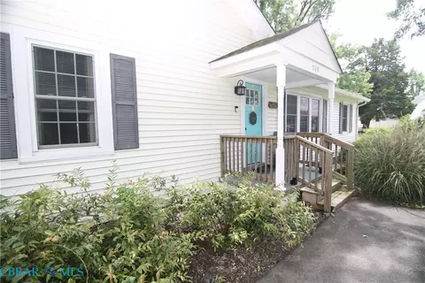 Exterior - 749 Johns Neck Rd, Weems, VA 22576 photo 2 of 15