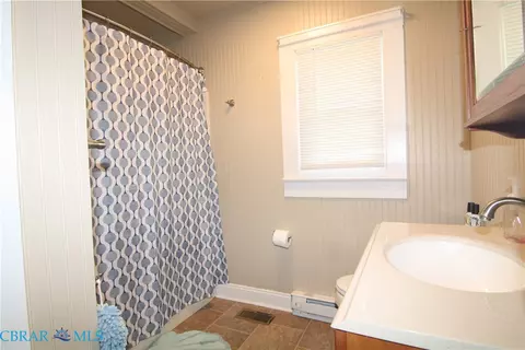 Bath - 749 Johns Neck Rd, Weems, VA 22576 photo 2 of 2