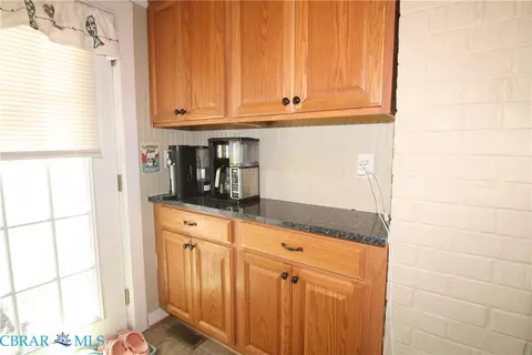 Kitchen - 749 Johns Neck Rd, Weems, VA 22576 photo 6 of 9