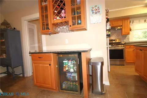 Kitchen - 749 Johns Neck Rd, Weems, VA 22576 photo 8 of 9