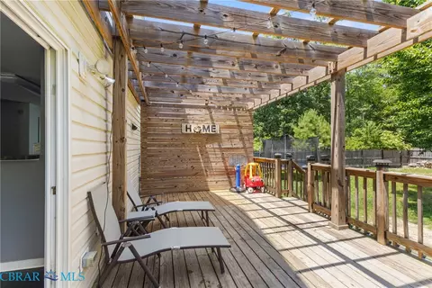 Exterior - 7396 Jeanne Dr, Gloucester, VA 23061 photo 5 of 8