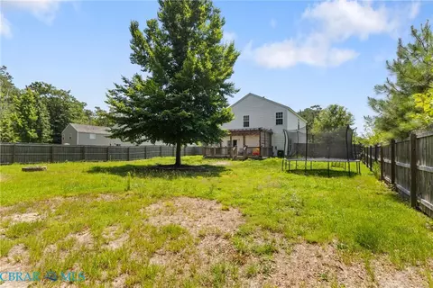 Exterior - 7396 Jeanne Dr, Gloucester, VA 23061 photo 7 of 8