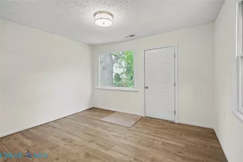 Other - 914 Ridgeway Ave, Hampton, VA 23661 photo 8 of 23