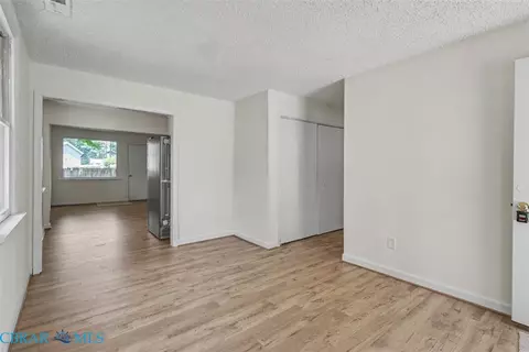 Living - 914 Ridgeway Ave, Hampton, VA 23661 photo 2 of 2
