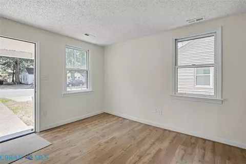 Other - 914 Ridgeway Ave, Hampton, VA 23661 photo 3 of 23