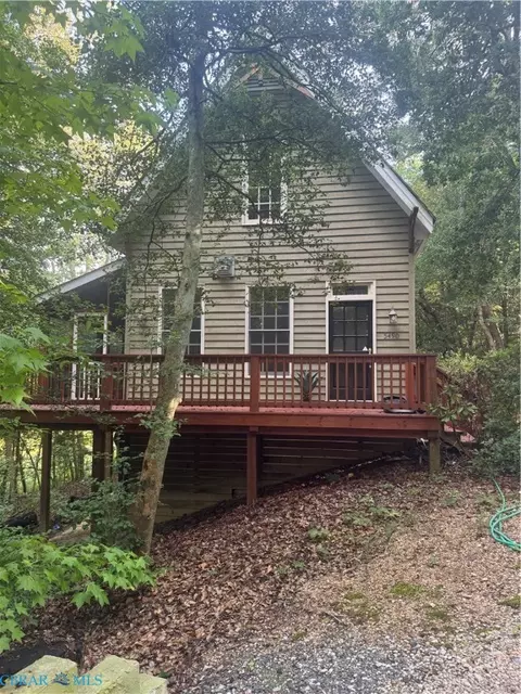 5490 Irvington Rd, White Stone, VA 22578