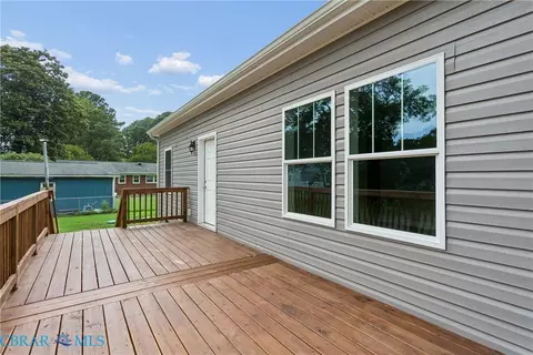 Exterior - 4081 Eagle Rd, Hayes, VA 23072 photo 8 of 11