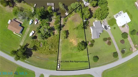 203 Tammy Dr, White Stone, VA 22578
