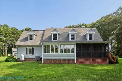 Exterior - 4382 Johns Point Rd, Gloucester, VA 23061 photo 9 of 10