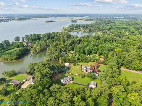 View/Area - 4382 Johns Point Rd, Gloucester, VA 23061 photo 8 of 8