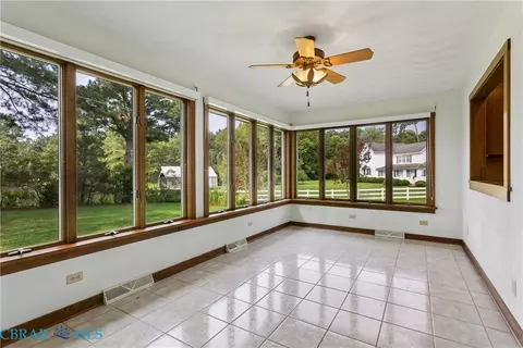 Exterior - 4382 Johns Point Rd, Gloucester, VA 23061 photo 2 of 10