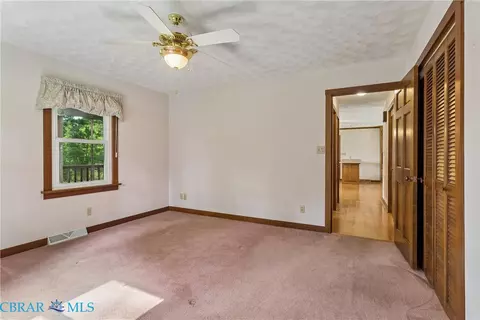 Bedroom - 4382 Johns Point Rd, Gloucester, VA 23061 photo 2 of 6