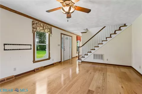 Living - 4382 Johns Point Rd, Gloucester, VA 23061 photo 2 of 5