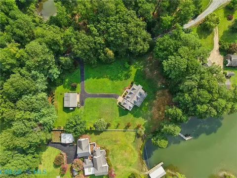 View/Area - 4382 Johns Point Rd, Gloucester, VA 23061 photo 6 of 8
