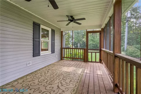 Exterior - 4382 Johns Point Rd, Gloucester, VA 23061 photo 4 of 10