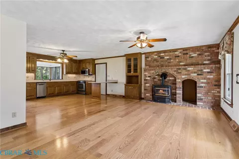 Living - 4382 Johns Point Rd, Gloucester, VA 23061 photo 1 of 5