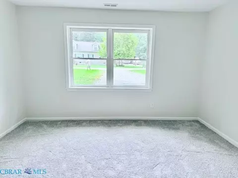 Bedroom - 12455 Beech Trl, Gloucester, VA 23061 photo 2 of 8