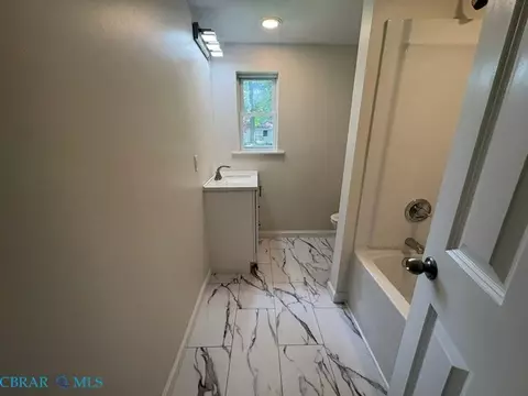 Bath - 12455 Beech Trl, Gloucester, VA 23061 photo 2 of 4