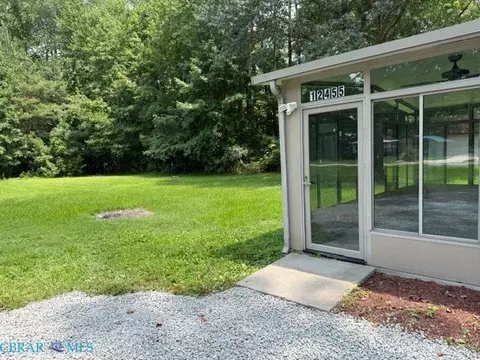 Exterior - 12455 Beech Trl, Gloucester, VA 23061 photo 2 of 7