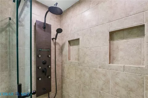 207 Skipper Ct, Hampton, VA 23669 photo 32
