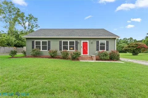 3225 Ellis Ln, Hayes, VA 23072