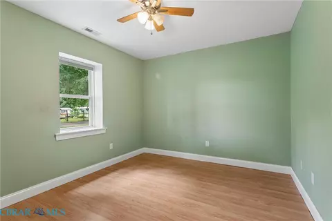 Bedroom - 7320 Ark Rd, Gloucester, VA 23061 photo 1 of 6