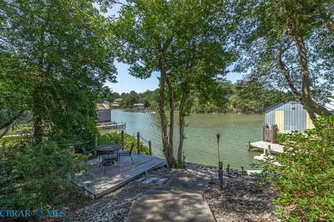 Exterior - 797 Plainview Rd, Topping, VA 23169 photo 3 of 16