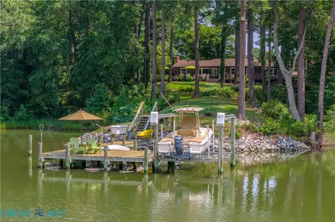 1220 Providence Rd, Deltaville, VA 23043