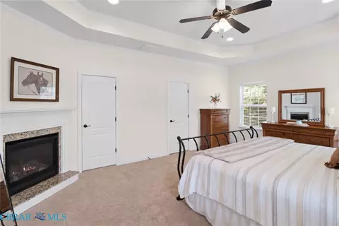Bedroom - 7535 Villa Ct, Hayes, VA 23061 photo 2 of 3