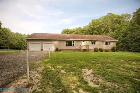 8281 Roaring Springs Rd, Gloucester, VA 23061 photo 3