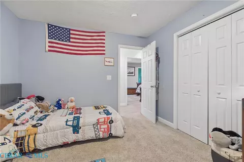 Bedroom - 7534 Tyndall Dr, Gloucester Point, VA 23062 photo 4 of 7