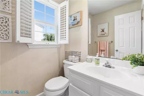 Bath - 7534 Tyndall Dr, Gloucester Point, VA 23062 photo 5 of 5