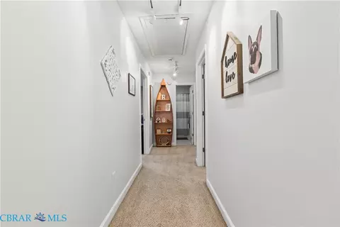 Entry Way - 7534 Tyndall Dr, Gloucester Point, VA 23062 photo 4 of 5