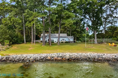 255 Bayberry, Reedville, VA 22539