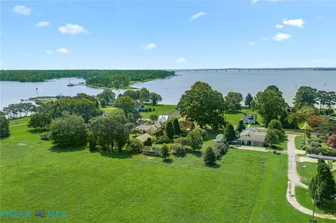 View/Area - 4025 Weems Rd, Weems, VA 22576 photo 3 of 10